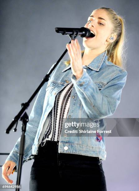 Hannah Reid of London Grammar performs at Parklife Festival 2017 at Heaton Park on June 10, 2017 in Manchester, England.