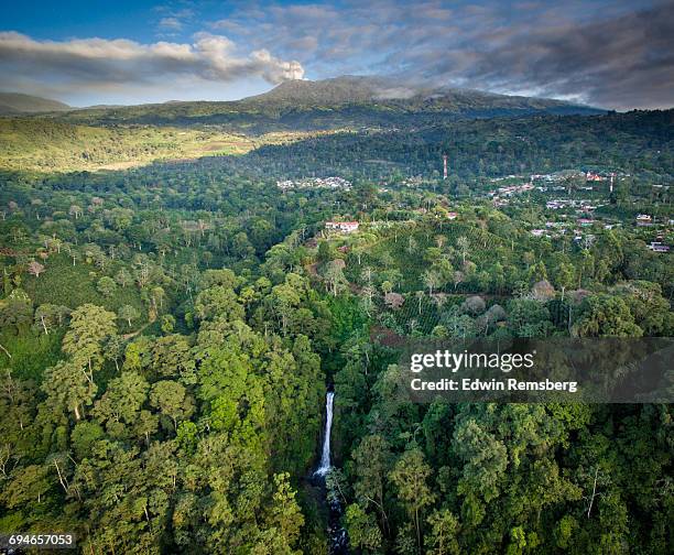 costa rican landscape - costa rica waterfall stock pictures, royalty-free photos & images