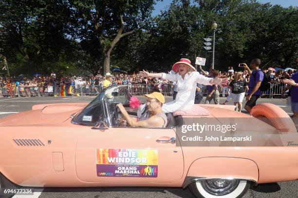 Edie Windsor parteciates in the 2017 Capital Pride Parade on June 10, 2017 in Washington, DC.