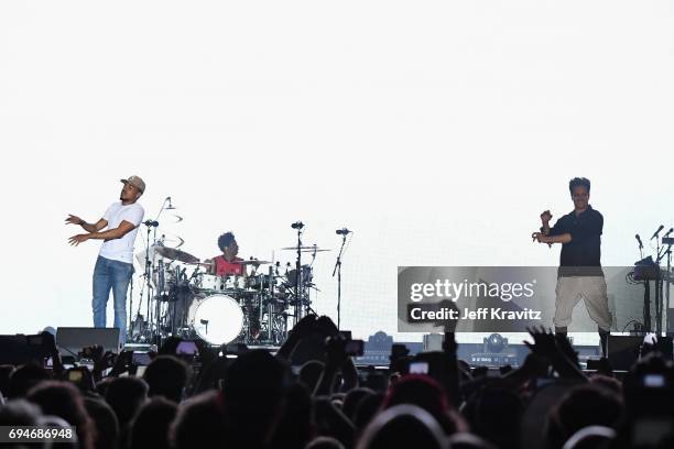 Starlit Rapper 298 Francis Starlite Photos & High Res Pictures - Getty Images