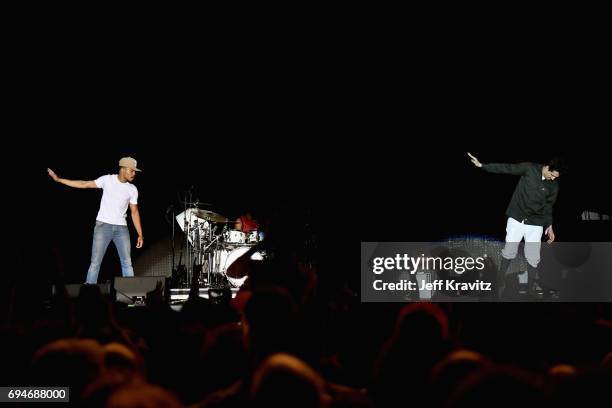 Starlit Rapper Francis Starlite Photos and Premium High Res Pictures - Getty Images