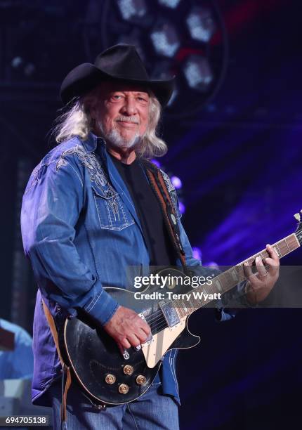 John Anderson performs during day 3 of the 2017 CMA Music Festivalon June 10, 2017 in Nashville, Tennessee.