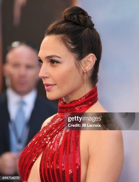 Gal Gadot attends the premiere of Warner Bros. Pictures' 'Wonder Woman' at the Pantages Theatre on May 25, 2017 in Hollywood, California.