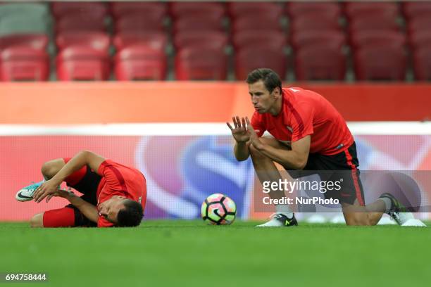Slawomir Peszko and Grzegorz Krychowiak of Poland during a training session before Poland v Romania World CUp 2018 qualifier match on Warsaw, Poland,...
