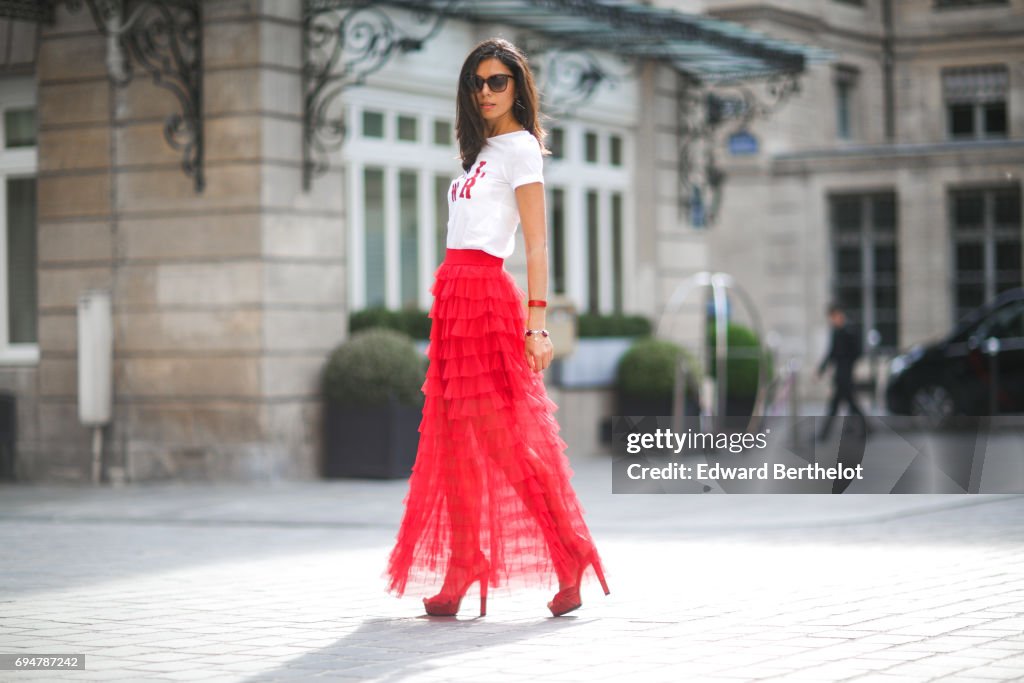 Street Style - Paris - May 2017