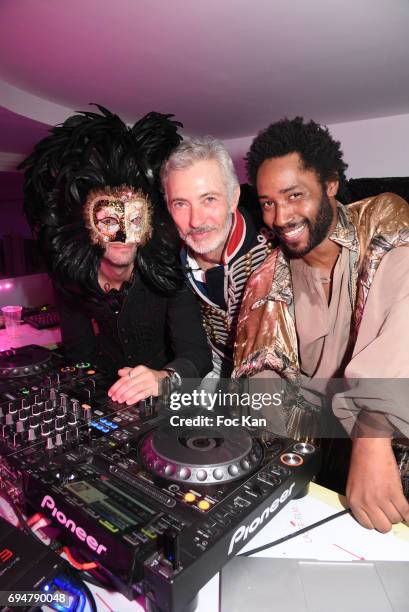 Dj Karl Jefferson Photos and Premium High Res Pictures - Getty Images