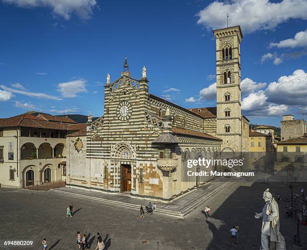 view of cattedrale (cathedral) di santo stefano - prato stock-fotos und bilder