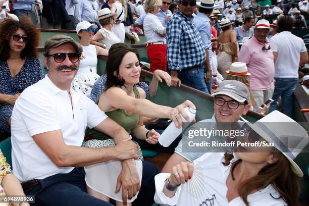 Jean Dujardin, Nathalie Pechalat and Elsa Zylberstein attens the Men Final of the 2017 French Tennis Open - Day Fithteen at Roland Garros on June 11,...