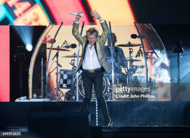 Rod Stewart performs on day 4 of The Isle of Wight festival at Seaclose Park on June 11, 2017 in Newport, Isle of Wight.