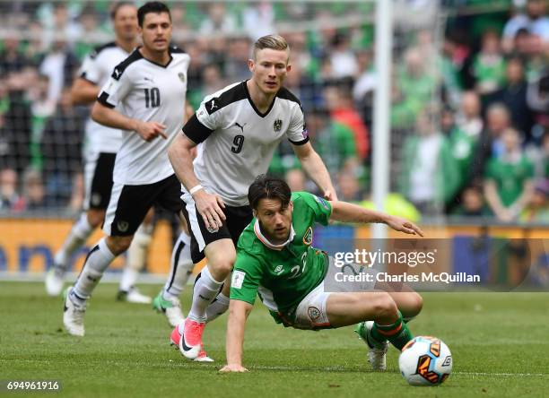 Harry Arter of Republic of Ireland and Florian Kainz of Austria during the FIFA 2018 World Cup Qualifier between Republic of Ireland and Austria at...