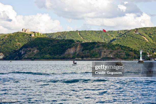 bopshorus de rumeli - bosporus shipping trade stockfoto's en -beelden