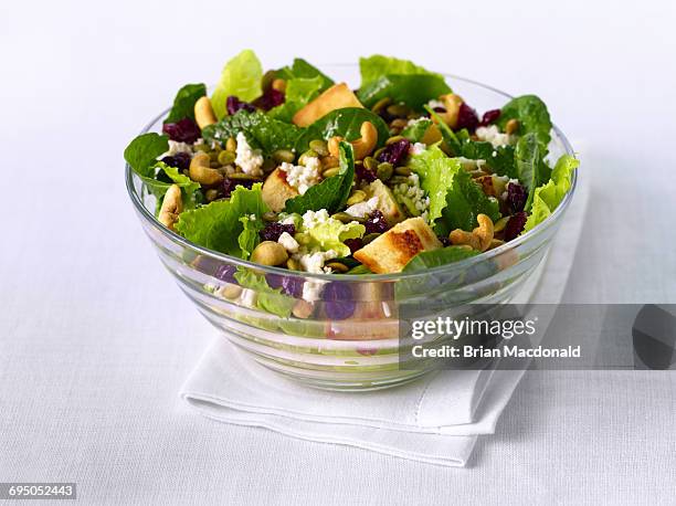 green salad - groene salade stockfoto's en -beelden