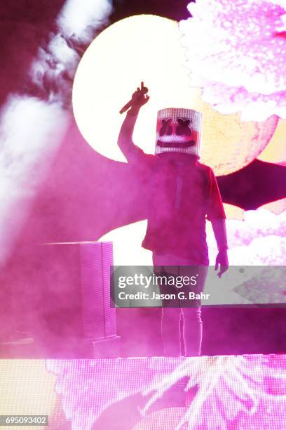 Red Rocks Mello Death 17 Marshmello Performs At Red Rocks Amphitheatre Stock Photos, High-Res ...