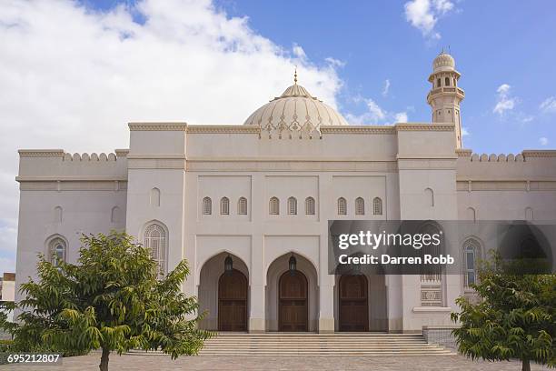 sultan qaboos mosque, salalah, oman - sultan qaboos grand mosque ストックフォトと画像