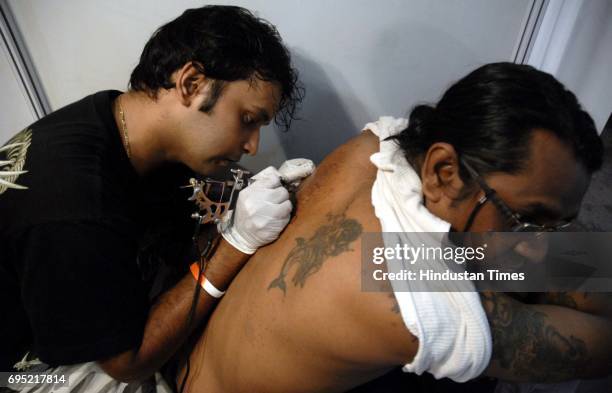 33 India Ink Tattoo Convention Photos and Premium High Res Pictures - Getty Images 33 India Ink Tattoo Convention Photos and Premium High Res Pictures - Getty Images