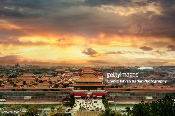 north gate of forbidden city in sunset, beijing, china - forbidden city stock pictures, royalty-free photos & images