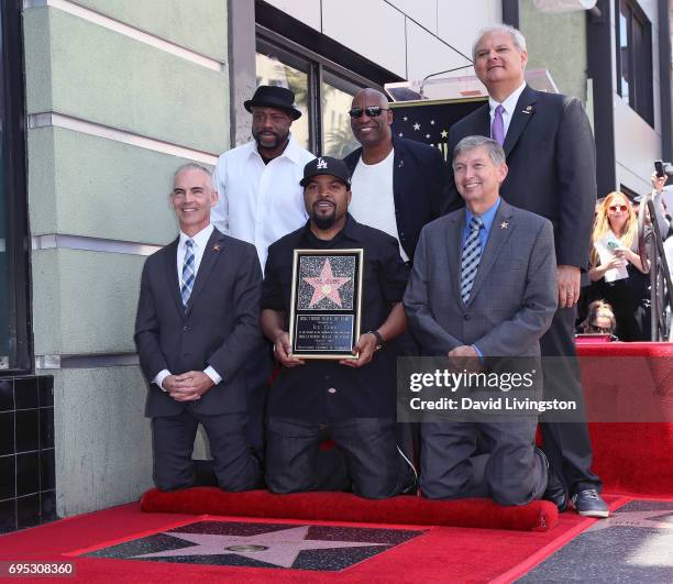 Wc Rapper Fotografías e imágenes de stock - Getty Images