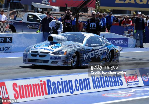 Stratus Racing 34 Dodge Stratus Stock Photos, High-Res Pictures, and Images - Getty Images