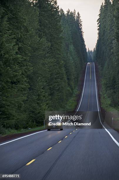 willamette national forest highway, oregon - willamette national forest stock pictures, royalty-free photos & images