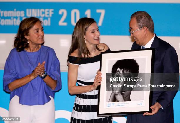 Queen Letizia of Spain delivers UNICEF Awards 2017 to Ban Ki-Moon at CSIC headquaters on June 13, 2017 in Madrid, Spain.