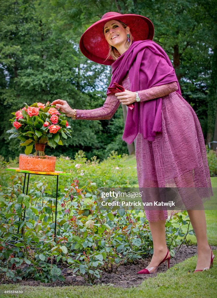 Queen Maxima Of The Netherlands Visits A Rosarium And Presents Their New Rose In Winschoten