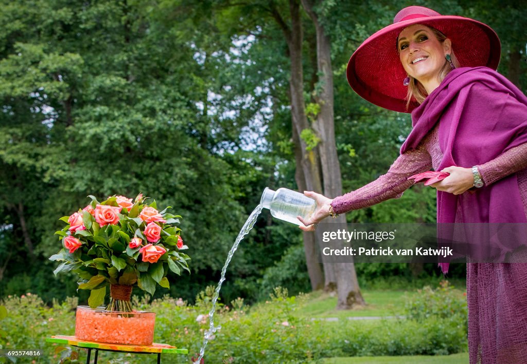Queen Maxima Of The Netherlands Visits A Rosarium And Presents Their New Rose In Winschoten