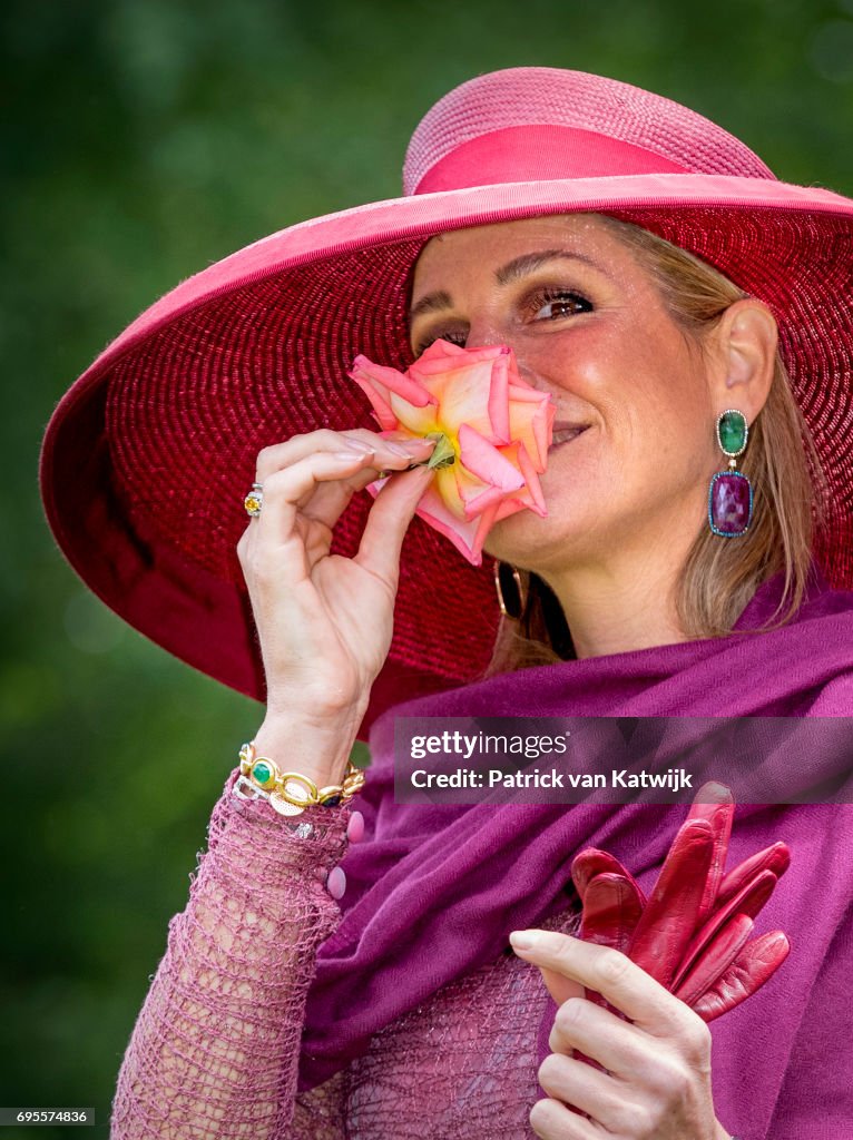 Queen Maxima Of The Netherlands Visits A Rosarium And Presents Their New Rose In Winschoten