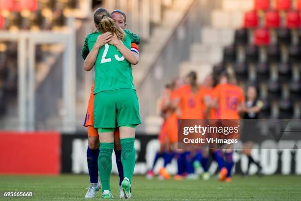 Goalkeeper Loes Geurts of the Netherlands, Mandy van den Berg of the Netherlands 3-0during the friendly match between the women of The Netherlands...