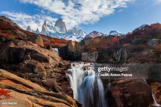 beautiful view with waterfall and fitz roy mountain. patagonia, argentina - los glaciares national park stock pictures, royalty-free photos & images