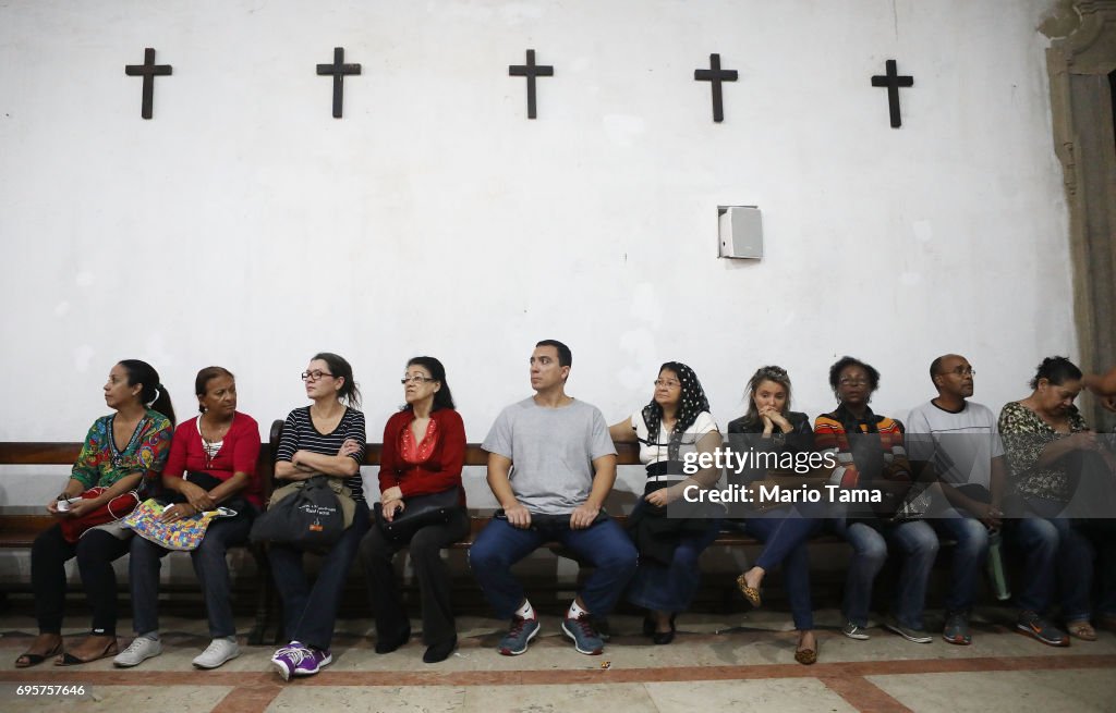 On St Anthony's Feast Day In Rio, Brazilians Pray To The "Matchmaker Saint"