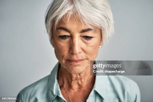 niet wensen wij alle dat wij terug tijd kon veranderen... - overstuur stockfoto's en -beelden