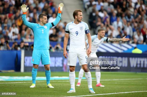 Goalkeeper of England Tom Heaton, Harry Kane, Kieran Trippier during the international friendly match between France and England at Stade de France...