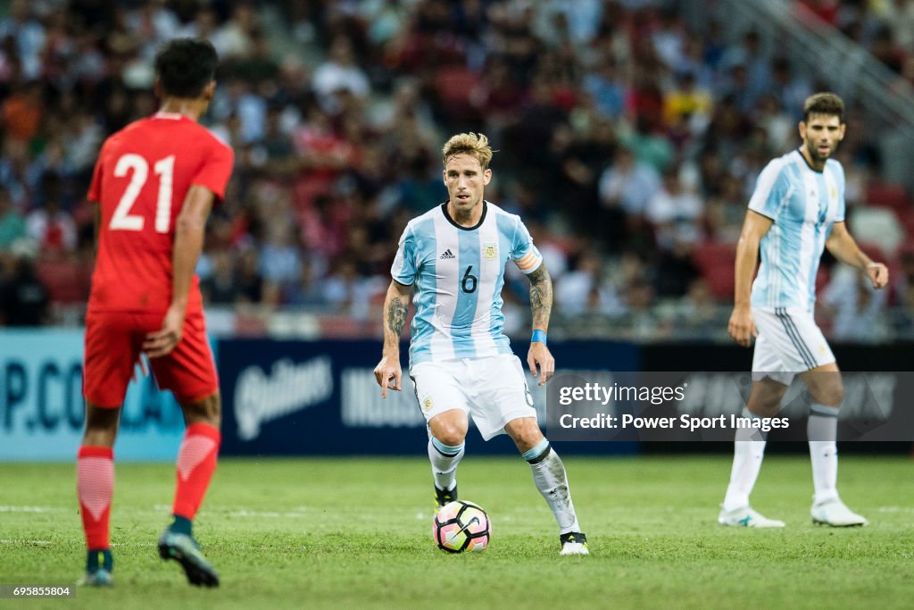 Argentina v Singapore