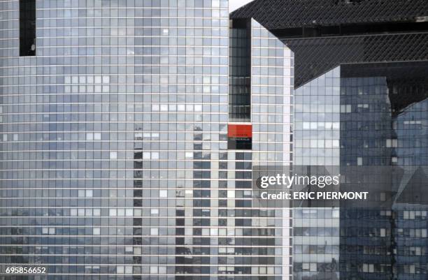 Photo prise le 03 juillet 2008 des tours de la Société Générale dans le quartier de La Defense à Paris. La Société Générale s'est vu infliger le 04...