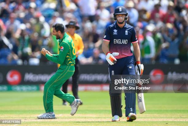 Pakistan bowler Junaid Khan celebrates after dismissing Jos Buttler during the ICC Champions Trophy semi final between England and Pakistan at SWALEC...