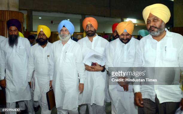 Senior leader HS Phoolka with other leaders at Punjab Vidhan Sabha Session on June 14, 2017 in Chandigarh, India. On the first day of the budget...