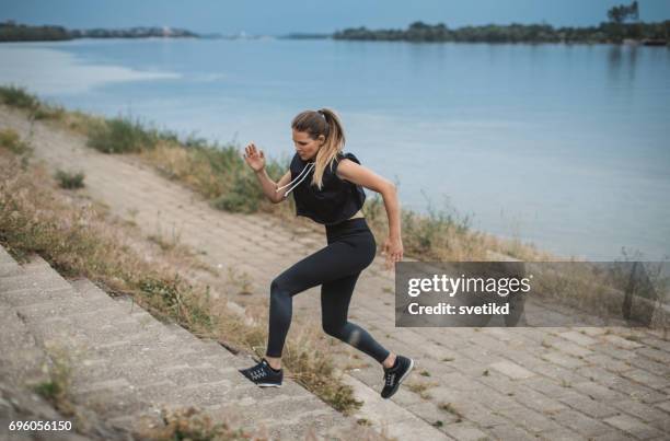 Pants That Dont Fit Photos and Premium High Res Pictures - Getty Images