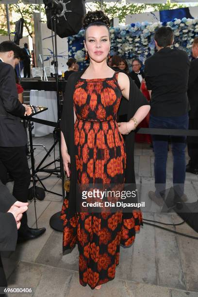 Debi Mazar attends the 2017 Fragrance Foundation Awards Presented By Hearst Magazines at Alice Tully Hall on June 14, 2017 in New York City.