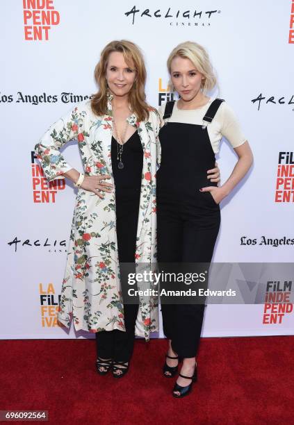 Amanda Thompson Photos and Premium High Res Pictures - Getty Images