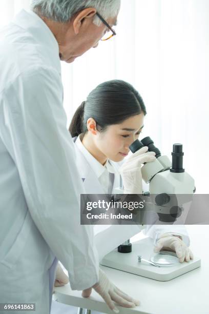 Microscope Top View Photos and Premium High Res Pictures - Getty Images