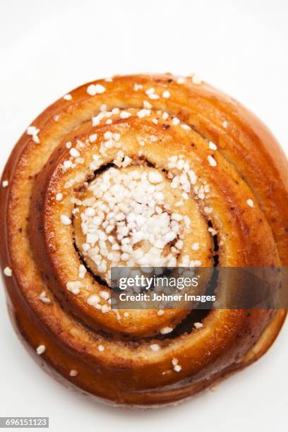 cinnamon bun - coffee cake stock pictures, royalty-free photos & images