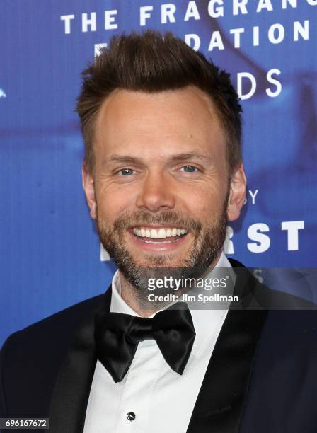 Actor/comedian Joel McHale attends the 2017 Fragrance Foundation Awards at Alice Tully Hall, Lincoln Center on June 14, 2017 in New York City.