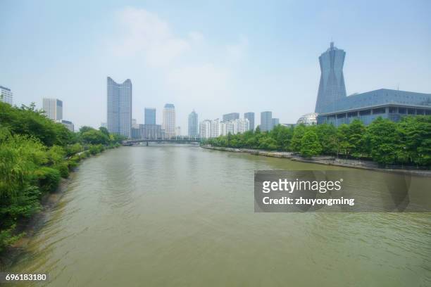 the grand canal from beijing to hangzhou - hangzhou bildbanksfoton och bilder