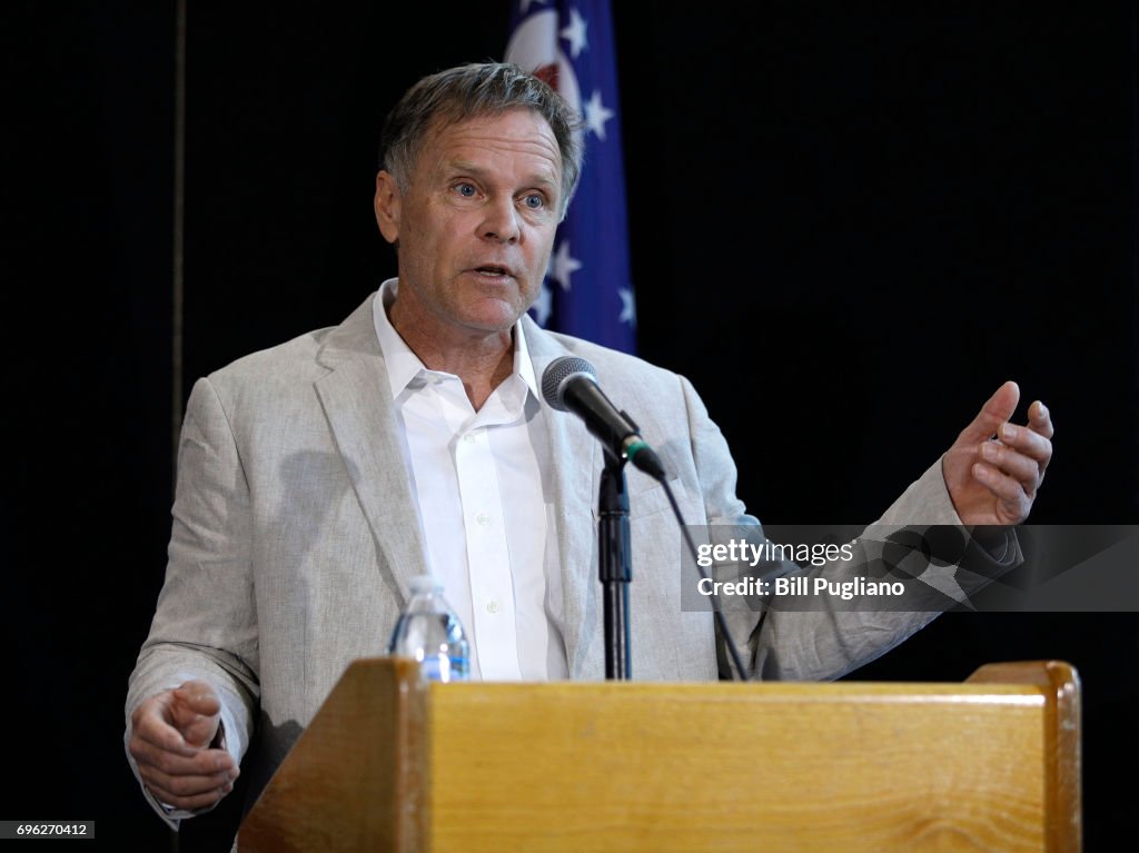 Parents Of Student Released From North Korean Prison Hold Press Conference
