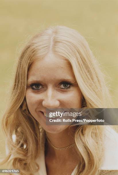 Cloder Rodgers Clodagh Rodgers Photos and Premium High Res Pictures - Getty Images