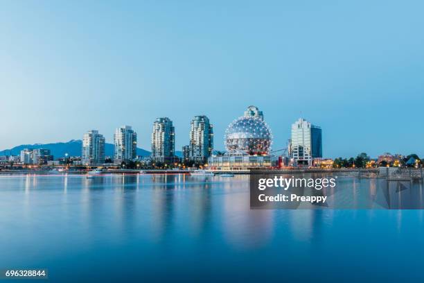 vancouver false creek - vancouver photos et images de collection