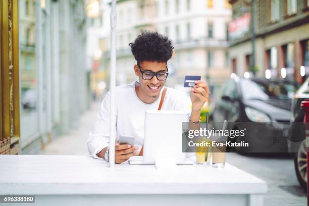 coffee break - hipster coffee shop candid stock pictures, royalty-free photos & images