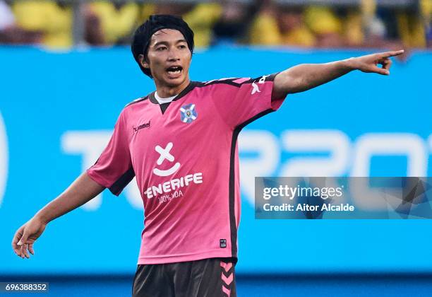 Gaku Shibasaki of CD Tenerife looks on during La Liga Segunda Division between Cadiz CF and CD Tenerife at Estacio Ramon de Carranza on June 15, 2017...