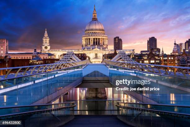 st paul's cathedral, millennium bridge, sunrise, london, england - st paul's cathedral london stock-fotos und bilder