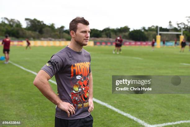 Boxer Jeff Horn visits the Queensland Maroons State of Origin team during a training session at Intercontinental Sanctuary Cove Resort on June 16,...